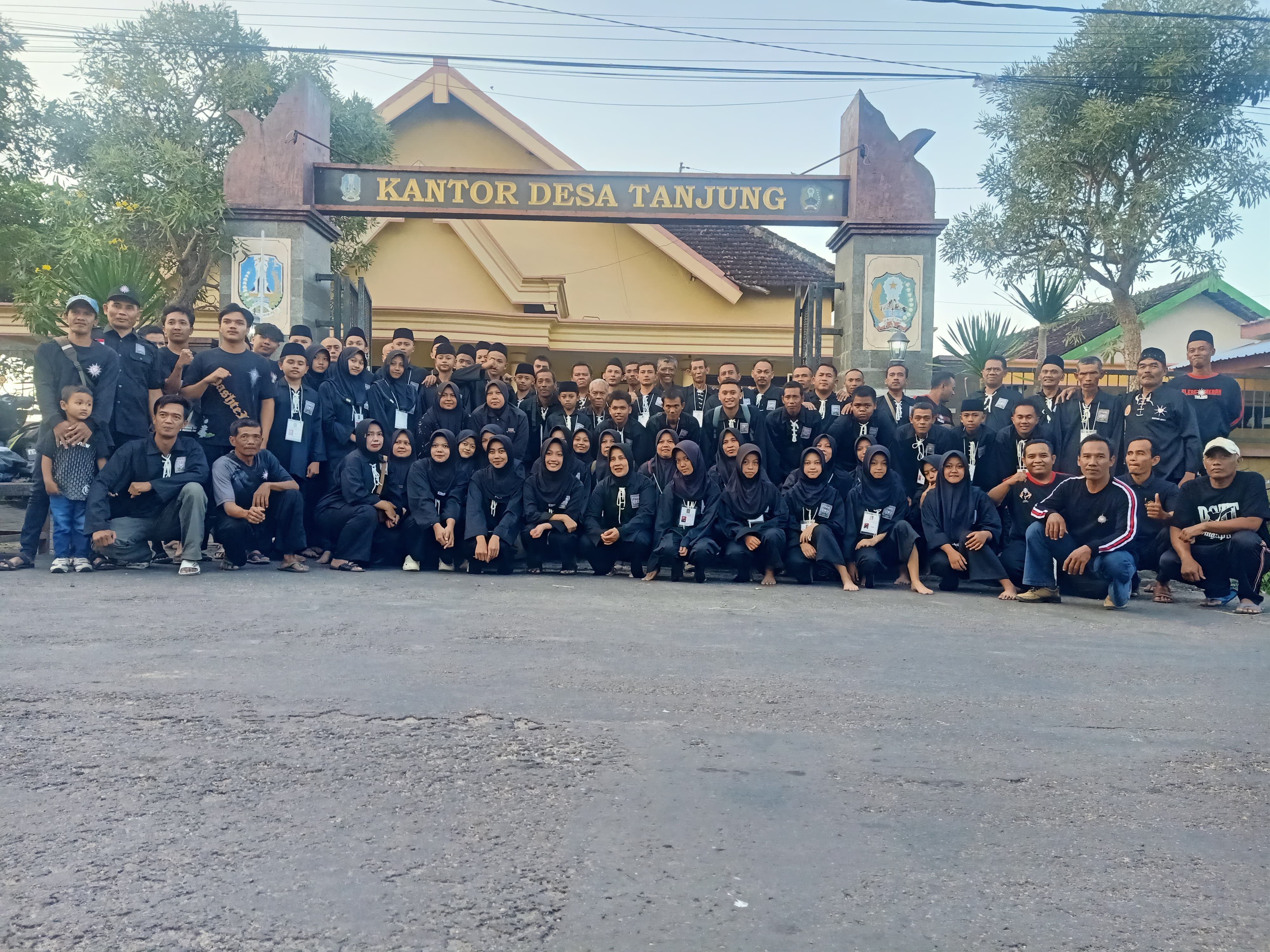 PENGESAHAN WARGA BARU PERSAUDARAAN SETIA HATI TERATE (PSHT) RAYON TANJUNG